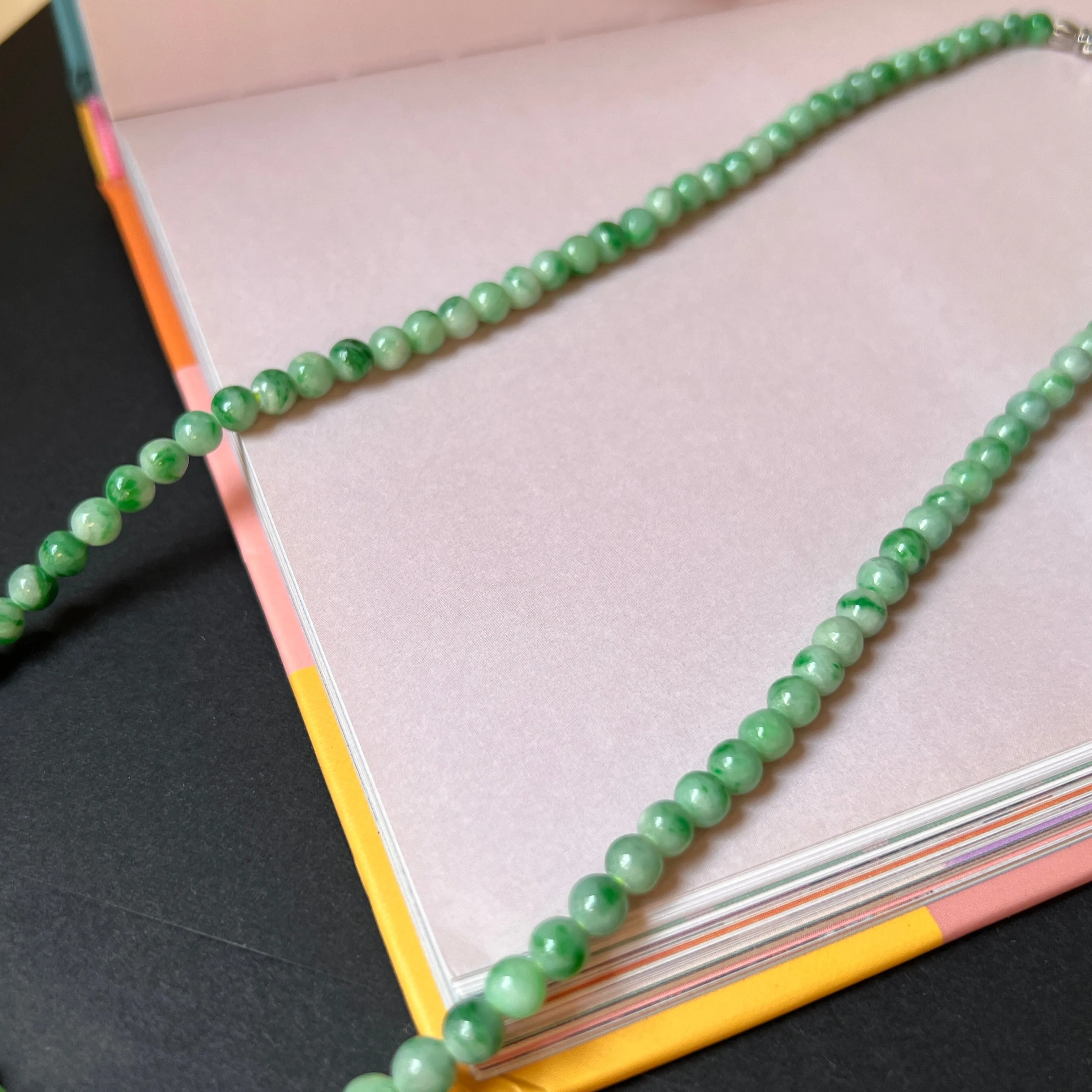 5.3mm A-Grade Natural Moss On Snow Jadeite Beaded Necklace No.190168