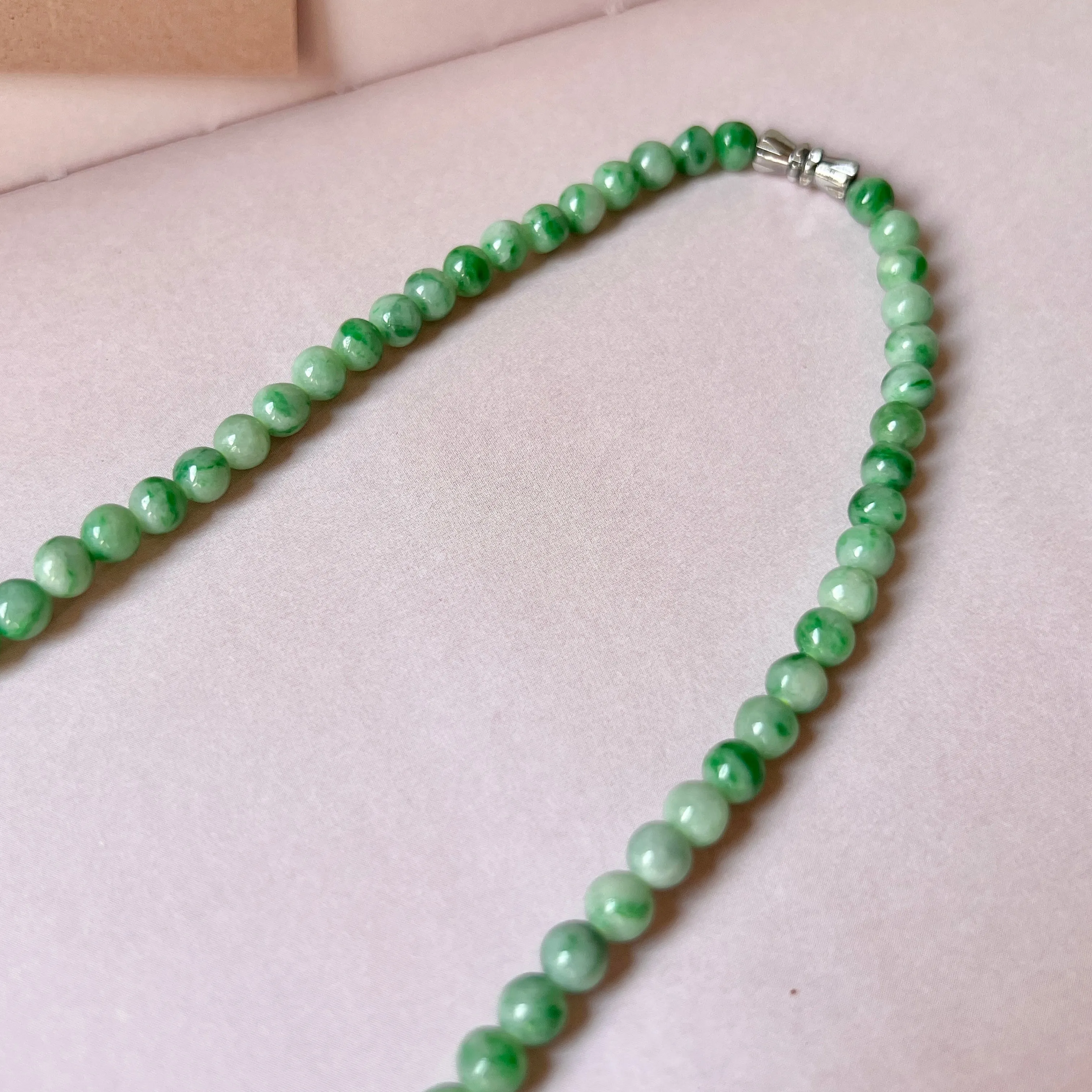 5.3mm A-Grade Natural Moss On Snow Jadeite Beaded Necklace No.190168