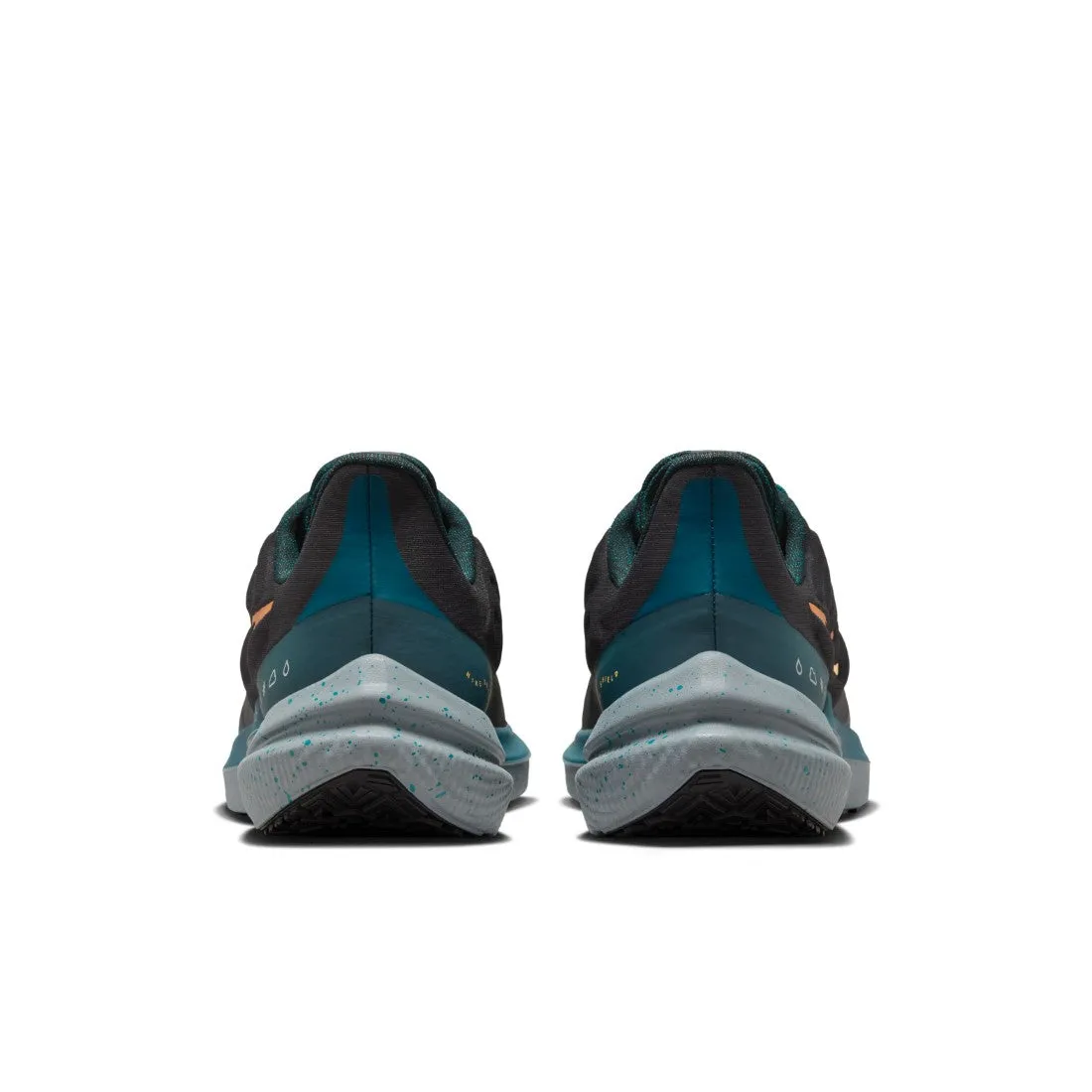 Air Winflo 9 Shield Running Shoes