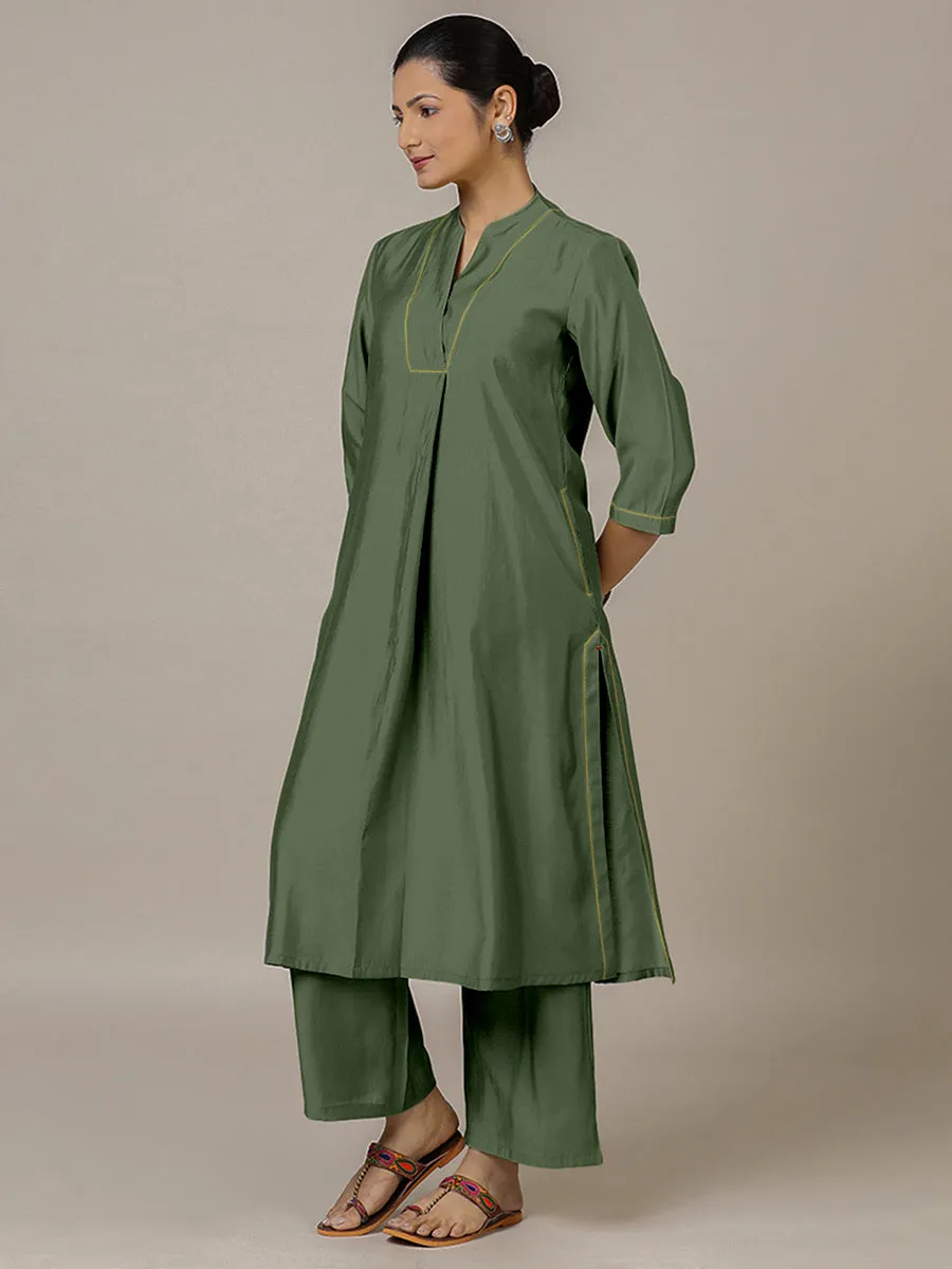 Paakhi x Rozaana | A Line Kurta in Hunter Green with Thread Work | Coords or Only Kurta