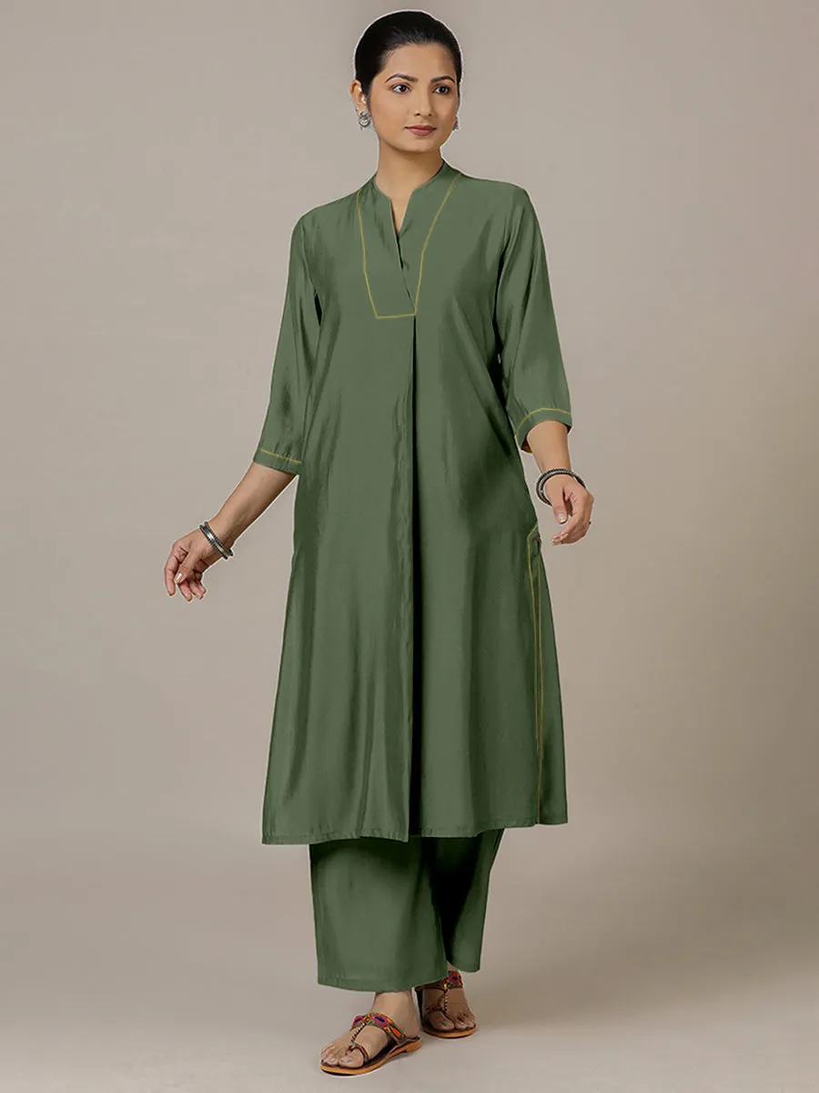 Paakhi x Rozaana | A Line Kurta in Hunter Green with Thread Work | Coords or Only Kurta